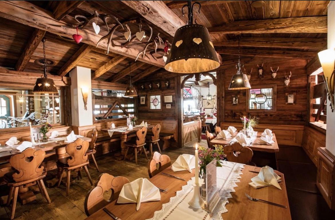 Hotel Gasthof Perauer Mayrhofen Extérieur photo