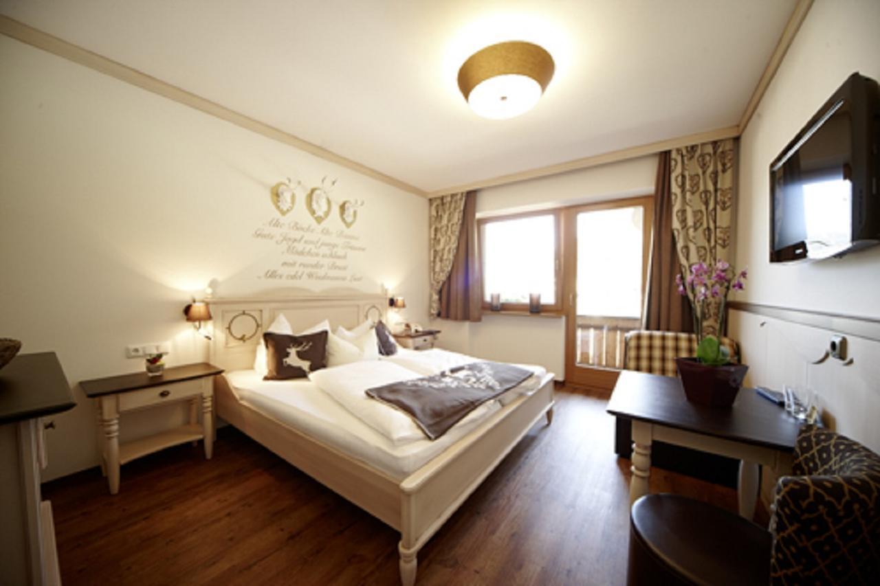 Hotel Gasthof Perauer Mayrhofen Extérieur photo